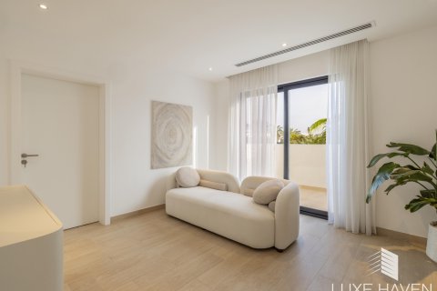Вилла Jumeirah Islands, Дубай, БАӘ-да 4 жатын бөлмелер, 502.88 м² № 571384 - фото 16