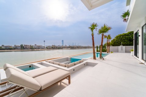 וילה למכירה ב Palm Jumeirah, Dubai, איחוד האמירויות  4 חדרי שינה, 567 מ"ר, מספר 696164 - תמונה 2