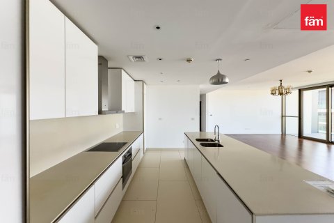 Lägenhet uthyres i Al Wasl, Dubai, UAE 3 sovrum, 208.7 kvm Nr. 645581 - fotografi 6