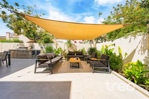 Huvila Arabian Ranches 2, Dubai, Arabiemiraatit 3 makuuhuonetta, 293.95 m2 № 758790 - kuva 3