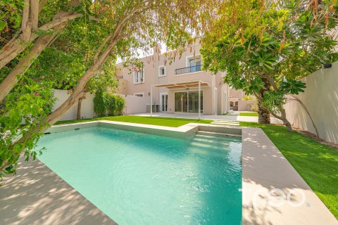 Arabian Ranches, Dubai, UAE의 판매용 빌라 침실 4개, 226.4제곱미터 번호 758789 - 사진 19