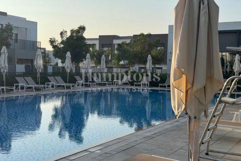 Зняти в оренду таунхаус в Dubai South (Dubai World Central), Дубай, ОАЕ 3 спальні, 176.93562156м2, № 583696 - фото 8