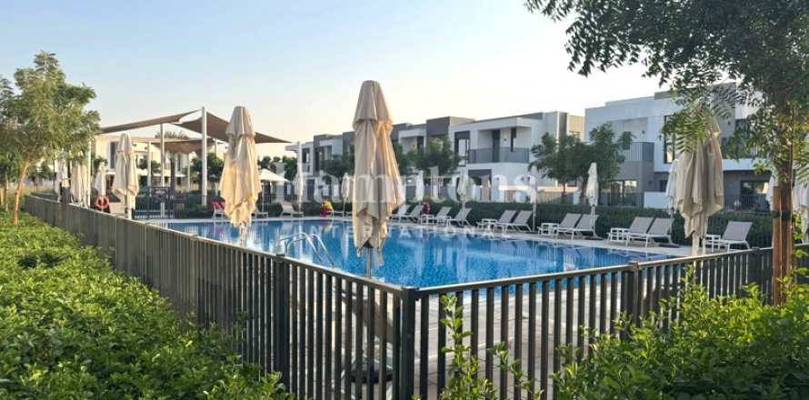 Таунхаус в Dubai South (Dubai World Central), Дубай, ОАЕ 3 спальні, 176.936м2 № 583696