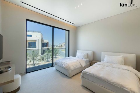 Vilë në Dubai, Emiratet e Bashkuara Arabe 4 dhoma gjumi, 464.8 m2. № 718518 - Foto 19