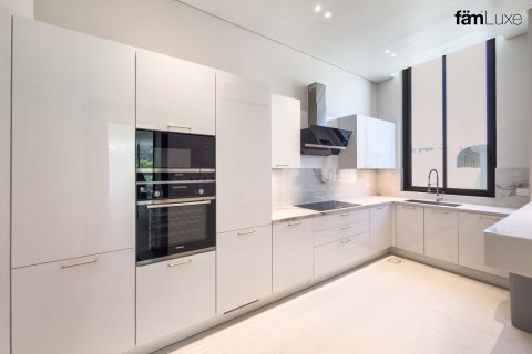 Vilë në Dubai, Emiratet e Bashkuara Arabe 4 dhoma gjumi, 464.8 m2. № 718518 - Foto 7