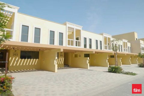 Villetta a schiera in affitto a Dubai, EAU 3 camere da letto, 144 mq. № 714015 - foto 4