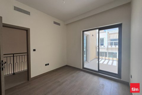 Villetta a schiera in affitto a Dubai, EAU 3 camere da letto, 144 mq. № 714015 - foto 2