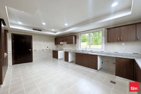 Villa in vendita a Dubai, EAU 6 camere da letto, 708.6 mq. № 714016 - foto 5