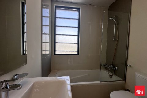 Villetta a schiera in affitto a Dubai, EAU 4 camere da letto, 174.8 mq. № 714017 - foto 11