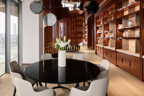 Apartment in Jumeirah, Dubai, UAE 6 bedrooms, 1404 sq.m. № 592391 - photo 3