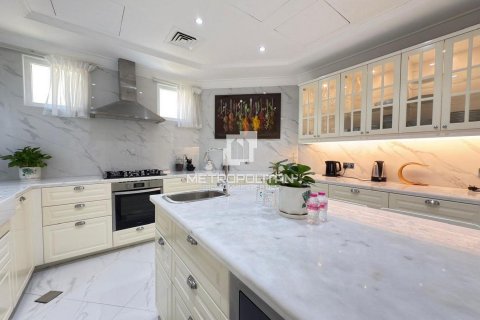 Vila v Palm Jumeirah, Dubai, SAE 6 ložnice, 657 m² Č.: 592392 - fotografie 11