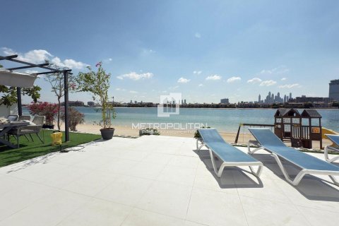 Vila v Palm Jumeirah, Dubai, SAE 6 ložnice, 657 m² Č.: 592392 - fotografie 4