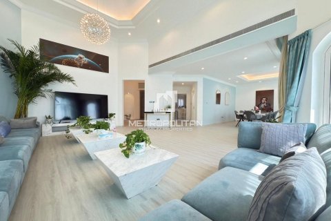 Vila v Palm Jumeirah, Dubai, SAE 6 ložnice, 657 m² Č.: 592392 - fotografie 27