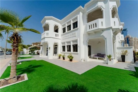 Vila v Palm Jumeirah, Dubai, SAE 6 ložnice, 622 m² Č.: 592386 - fotografie 1