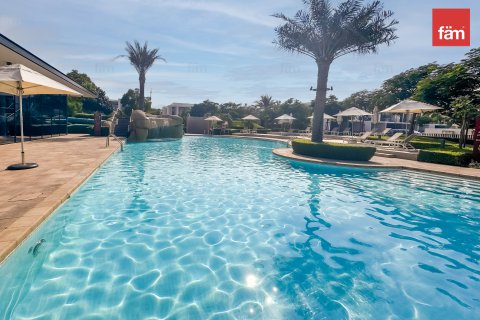 Villa itt: Dubai, EAE, 4 hálószoba, 252.1 m², azonosító: 682344 - fénykép 14