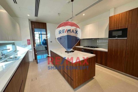 Villa til salg i Abu Dhabi, UAE 5 soveværelser, 1232.1 kvm № 573768 - foto 6