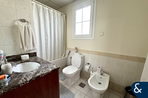 Villa itt: The Springs, Dubai, EAE, 2 hálószoba, 266 m², azonosító: 698110 - fénykép 7