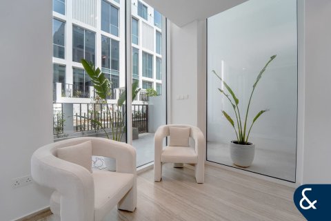 Villa itt: Al Barari, Dubai, EAE, 4 hálószoba, 180 m², azonosító: 698112 - fénykép 6