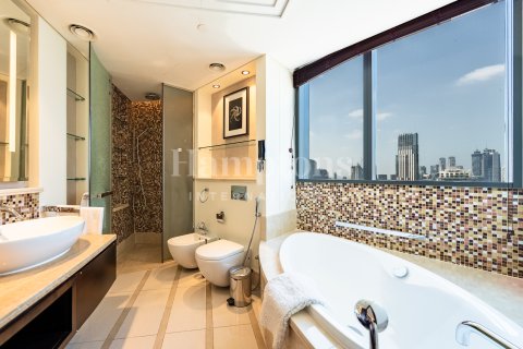Lakás itt: Downtown Dubai (Downtown Burj Dubai), EAE, 2 hálószoba, 171.68009885 m², azonosító: 734083 - fénykép 8