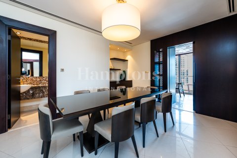 Lakás itt: Downtown Dubai (Downtown Burj Dubai), EAE, 2 hálószoba, 171.68009885 m², azonosító: 734083 - fénykép 3
