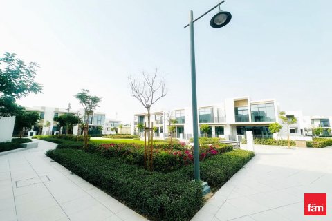 Townhouse sa Dubai, UAE 3 silid-tulugan, 121.2 sq.m. № 645607 - larawan 15