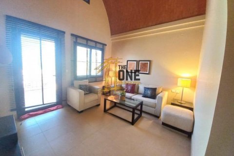 Vilë në Ras Al Khaimah Waterfront, Emiratet e Bashkuara Arabe 3 dhoma gjumi, 355.4 m2. № 588317 - Foto 7