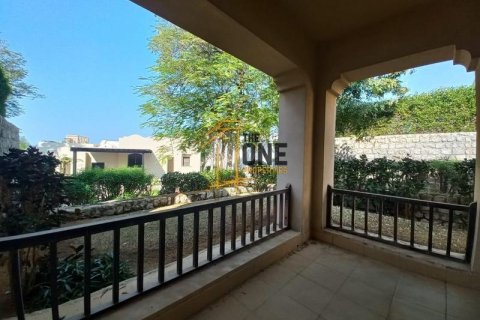 Vilë në Ras Al Khaimah Waterfront, Emiratet e Bashkuara Arabe 3 dhoma gjumi, 355.4 m2. № 588317 - Foto 15