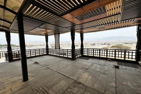 Villa til leie i Shamal Julphar, Ras Al Khaimah, Emiratene 4 soverom, 371.6 kvm Nr. 588393 - Foto 20