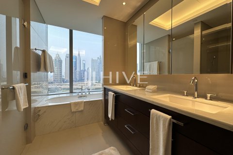 Lakás itt: Downtown Dubai (Downtown Burj Dubai), Dubai, EAE, 2 hálószoba, 140.9 m², azonosító: 578856 - fénykép 14