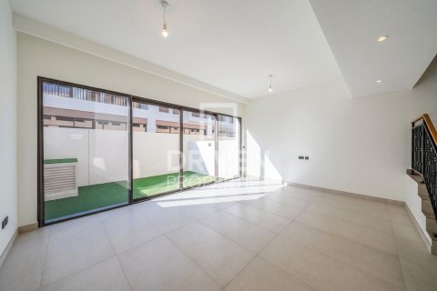 Villetta a schiera in vendita a Damac Lagoons, Dubai, EAU 4 camere da letto, 144 mq. № 741674 - foto 2