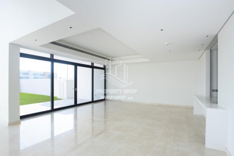 טאונהאוס למכירה ב Saadiyat Island, Abu Dhabi, איחוד האמירויות 4 חדרי שינה, 627 מ"ר, מספר 717209 - תמונה 14