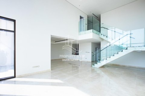 טאונהאוס למכירה ב Saadiyat Island, Abu Dhabi, איחוד האמירויות 4 חדרי שינה, 627 מ"ר, מספר 717209 - תמונה 12