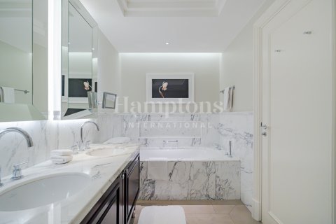 Apartment sa Downtown Dubai (Downtown Burj Dubai), UAE 2 silid-tulugan, 118.11966129 sq.m. № 657016 - larawan 15