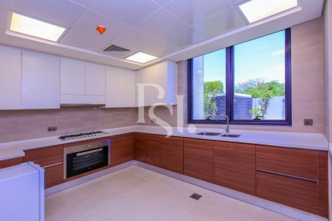 Villa para venda em Yas Island, Abu Dhabi, EAU 5 quartos, 541 m2 № 716993 - foto 3