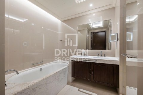 Apartament de închiriat în Downtown Dubai (Downtown Burj Dubai), Dubai, EAU 2 dormitoare, 147 mp.  №655286 - poză 14