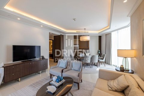 Apartament në Downtown Dubai (Downtown Burj Dubai), Dubai, Emiratet e Bashkuara Arabe 2 dhoma gjumi, 147 m2. № 655286