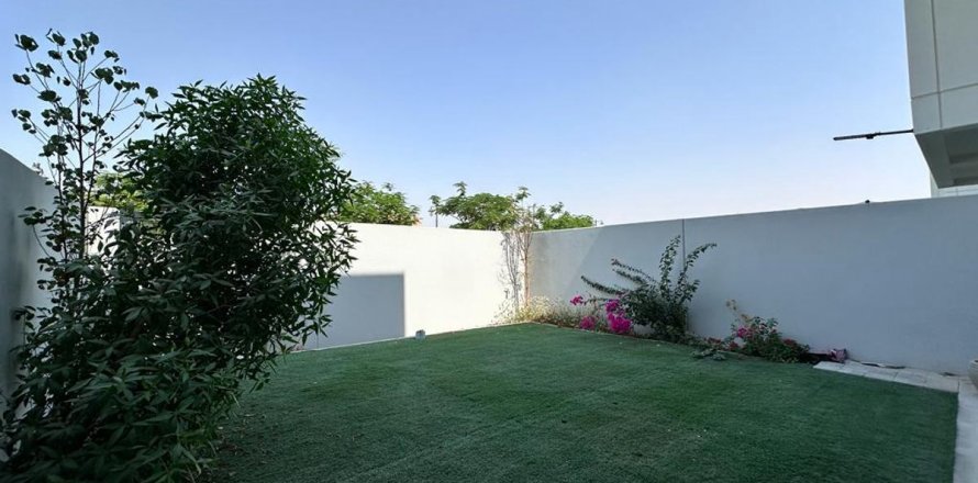 Townhouse in Dubai, UAE 3 bedrooms, 171.9 sq.m. № 703951
