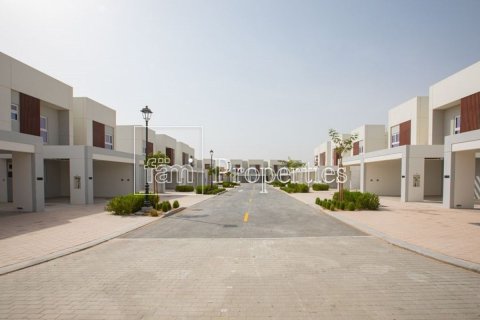 Townhouse in Dubai, UAE 3 bedrooms, 171.9 sq.m. № 703951 - photo 11