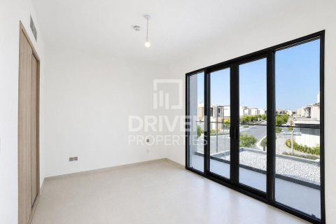 Villa en alquiler en Jebel Ali, Dubai, EAU 4 dormitorios, 763.48 m2 № 744807 - foto 13