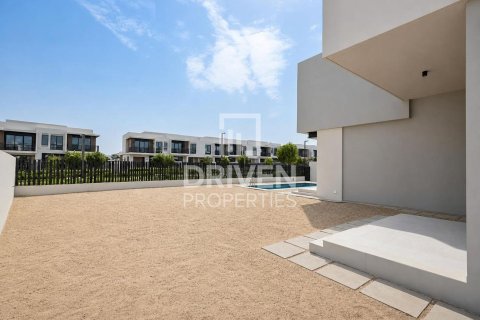 Villa en alquiler en Jebel Ali, Dubai, EAU 4 dormitorios, 763.48 m2 № 744807 - foto 24