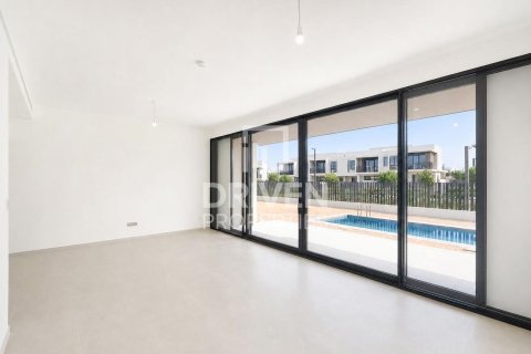 Villa en alquiler en Jebel Ali, Dubai, EAU 4 dormitorios, 763.48 m2 № 744807 - foto 5