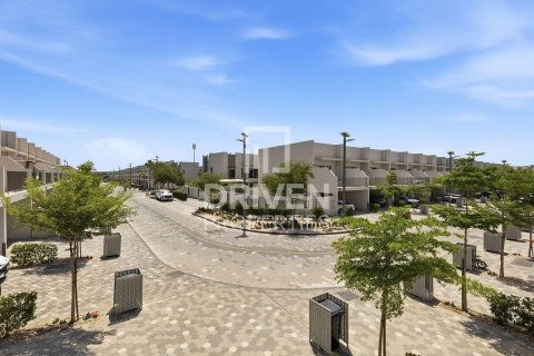 Townhouse in Mohammed Bin Rashid City, Dubai, UAE 4 bedrooms, 326.93 sq.m. № 744801 - photo 29