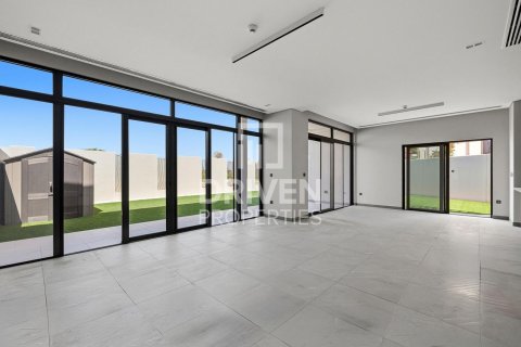 Townhouse in Mohammed Bin Rashid City, Dubai, UAE 4 bedrooms, 326.93 sq.m. № 744801 - photo 2