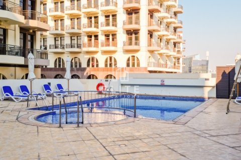 Apartment in Dubai, UAE 41 sq.m. № 619890 - photo 11