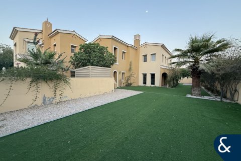 Müüa villa asukohaga Arabian Ranches, Dubai, AÜE: 4 magamistoaga, 186 m² Nr 666999 - pilt 2