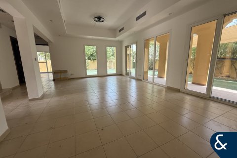 Müüa villa asukohaga Arabian Ranches, Dubai, AÜE: 4 magamistoaga, 186 m² Nr 666999 - pilt 6