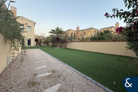 Müüa villa asukohaga Arabian Ranches, Dubai, AÜE: 4 magamistoaga, 186 m² Nr 666999 - pilt 3