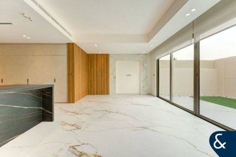 Villa para venda em Jumeirah Golf Estates, Dubai, EAU 3 quartos, 204 m2 № 666998 - foto 6