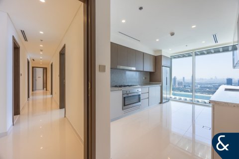 Huoneisto Dubai Harbour, Dubai, Arabiemiraatit 5 makuuhuonetta, 427 m2 № 666994 - kuva 7