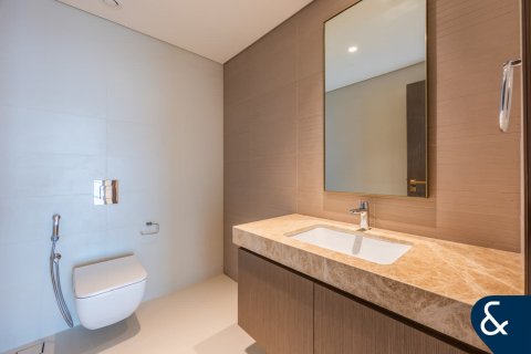 Huoneisto Dubai Harbour, Dubai, Arabiemiraatit 5 makuuhuonetta, 427 m2 № 666994 - kuva 9